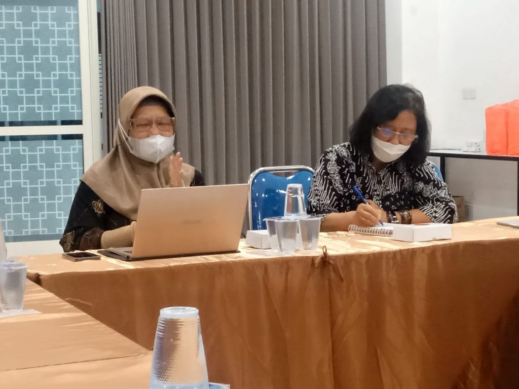 UKDC, Akupunktur, Universitas Katolik Darma Cendika